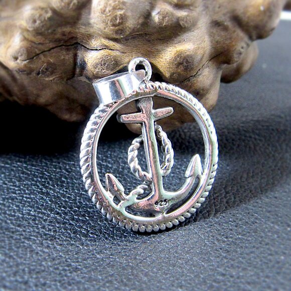 Solid 925 Sterling Silver Round Anchor and Rope Pendant - Sailorcore Jewelry - Picture 3 of 8